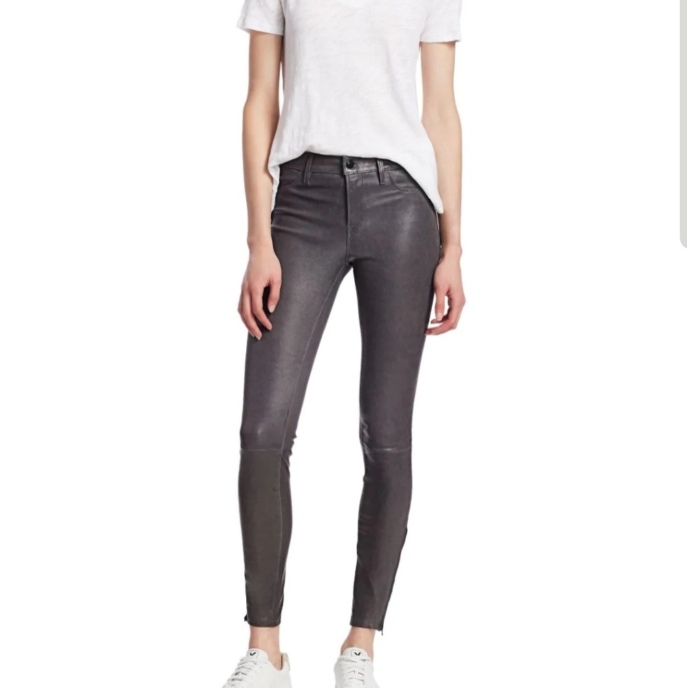 L8001 Mid-Rise Super-skinny leather leggings $998